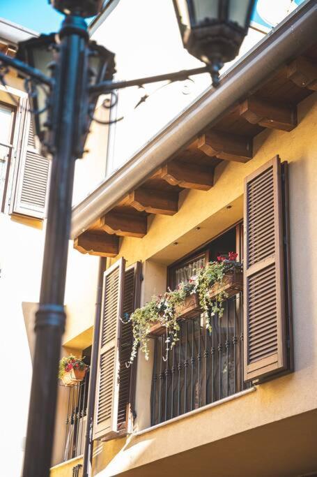 La Corte Apartment Monza - Milano + Free Wi-Fi Лисоне Екстериор снимка